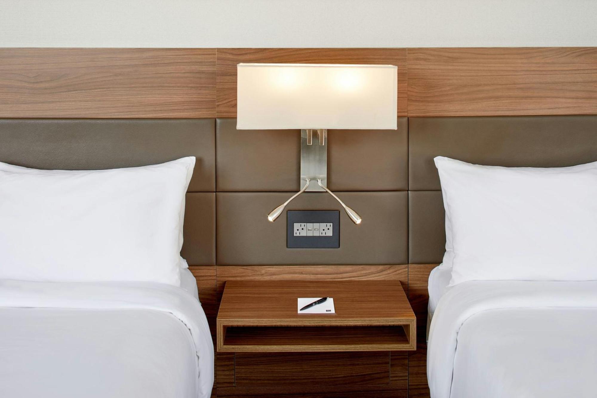 Ac Washington, Dc Area Hotel National Harbor